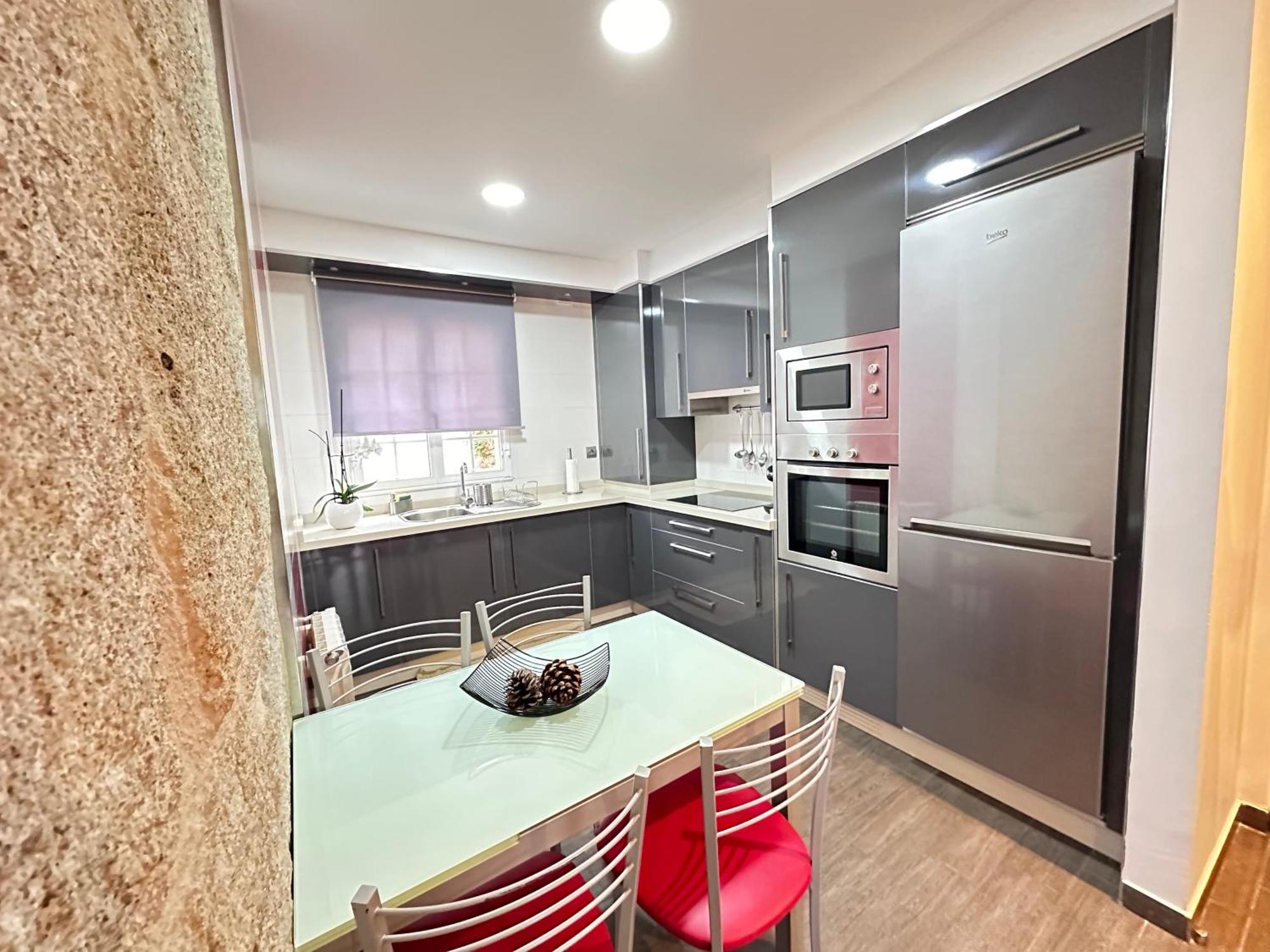 Isla De Tambo Apartment San Salvador de Poio Екстериор снимка